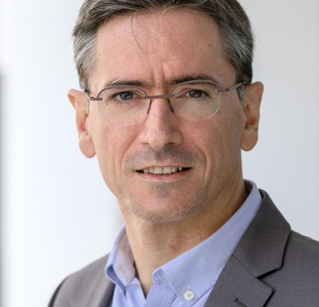 Julien Roche, Président de la Ligue européenne des Bibliothèques de Recherche (Liber) et Directeur des Bibliothèques universitaires et du Learning center de Lille.