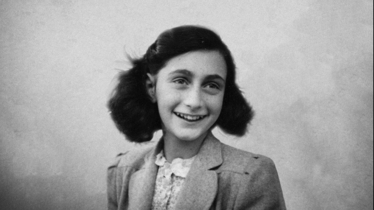 “Wie heeft Anne Frank verraden?”  Uit de verkoop in Nederland