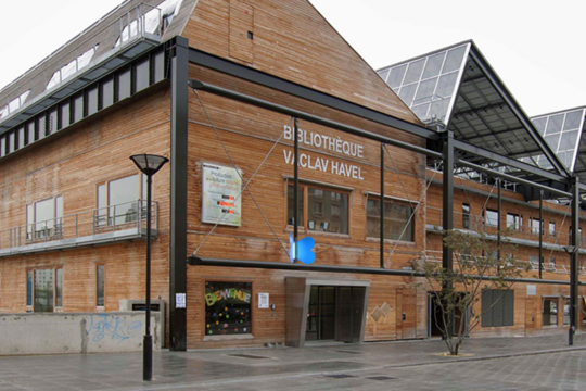 Vue d'artiste de la future enseigne commune des bibliothèques, conçue par Olivier Douzou, David Fourré et Edith Clavel.