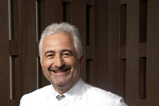 Guy Savoy, "Guy Savoy cuisine les écrivains. XVIe siècle" (Herscher) : L'Histoire dans les plats0.jpg