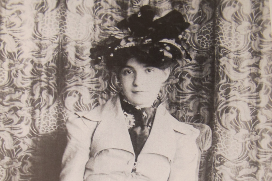 Marie de Regnier Linconstante Bartillat0.png
