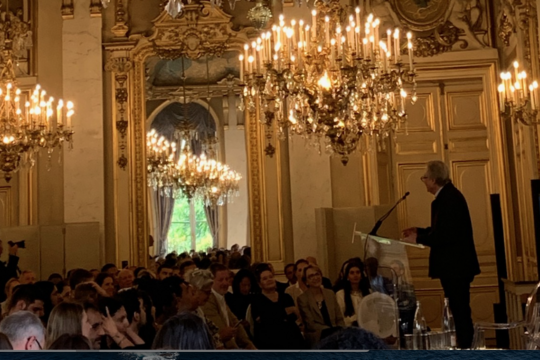 Le président du jury Pierre Haski lors de la remise du premier prix littéraire du quai d’Orsay dans les salons de réception du ministère le 4 juin 2025