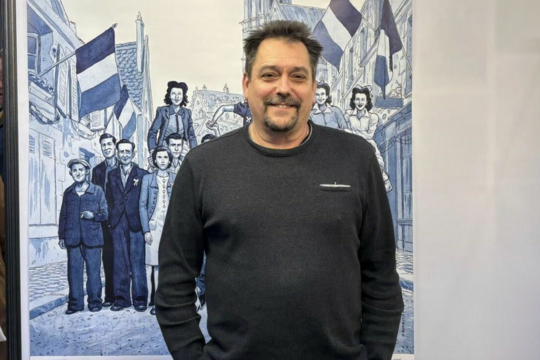 Bruno Genini dans la Halle aux grains au festival BD Boum à Blois (c) Louise Ageorges