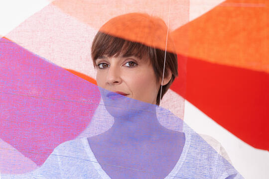 Julie Safirstein a conçu "Village", aux Éditions du livre