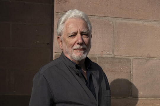 Philippe Descola Nous sommes les hotes de la Terre Entretiens avec Nicolas Truong Arthaud0.jpg