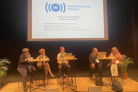 Table ronde sur les coopérations inhabituelles en bibliothèque, lors des journées d'études 2026 de l'ABD 