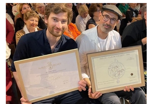 François-Henri Désérable, lauréat du prix Albert Bichot et Gautier Battistella, lauréat du prix Clos de Vougeot
