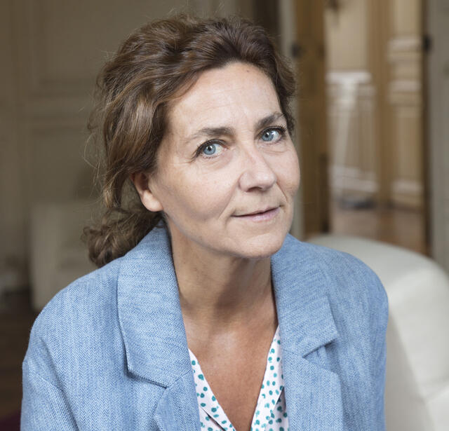 Anne Serre, "Notre si chère vieille dame auteur" (Mercure de France) : Regards omniscients0.jpg