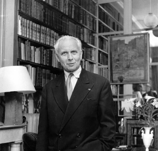 Louis Aragon, "Hourra l'Oural" (Denoël) : Aragon l'égaré0.jpg
