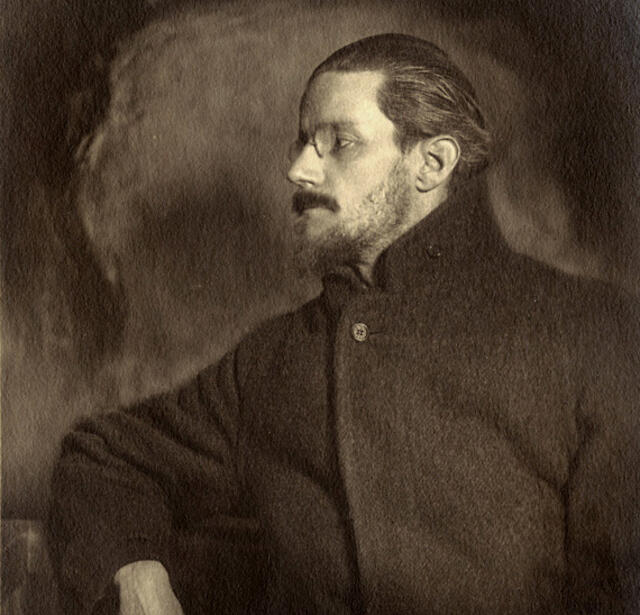 Portrait de James Joyce à Zürich en 1918