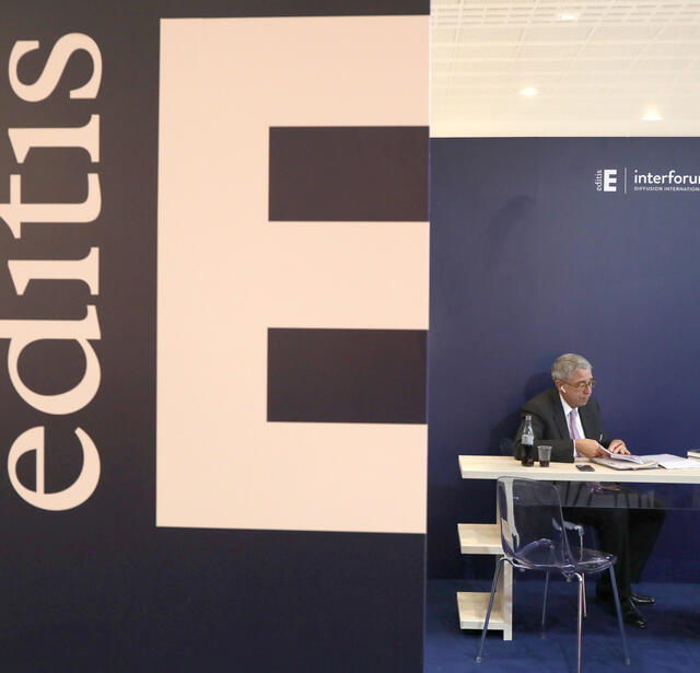 Arnaud de Puyfontaine président du directoire de Vivendi sur le stand Éditis en 2018