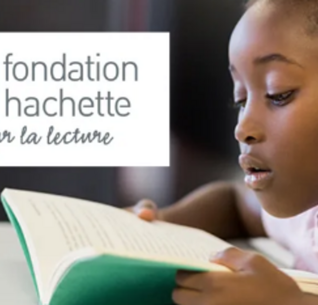 hachette fond. lecture.png