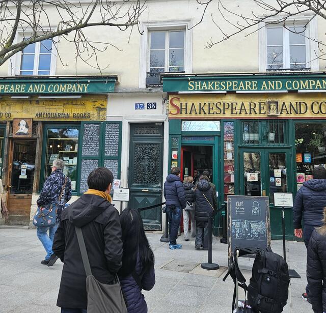 La librairie Shakespeare & Co à Paris (5e)