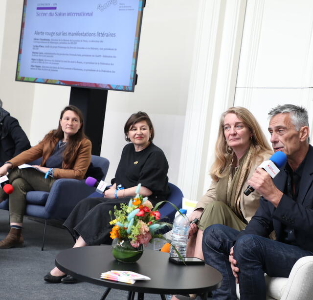 (de gauche à droite) Laurent Bonzon, Lucie Campos, Marina Corro, Carine d’Inca, Olivier Chaudenson 