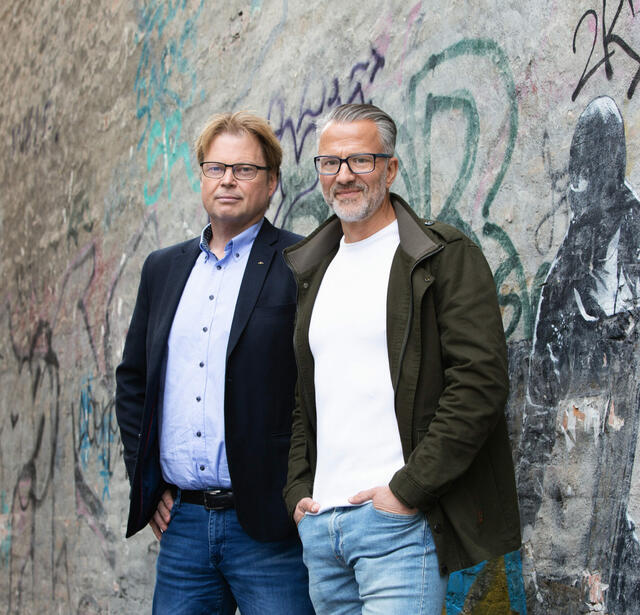 Jorn Lier Horst et Thomas Enger Fauxsemblant Gallimard0.jpg