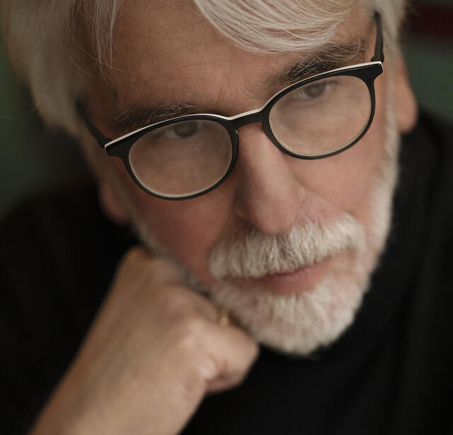 Philippe Delerm Le suicide exalte de Charles Dickens Seuil0.jpg