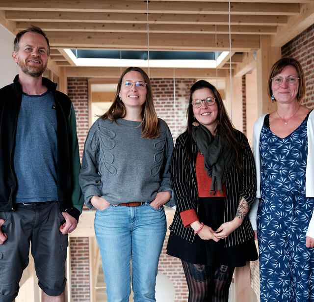 La mediatheque de SainghinenWeppes fait flores0.jpg