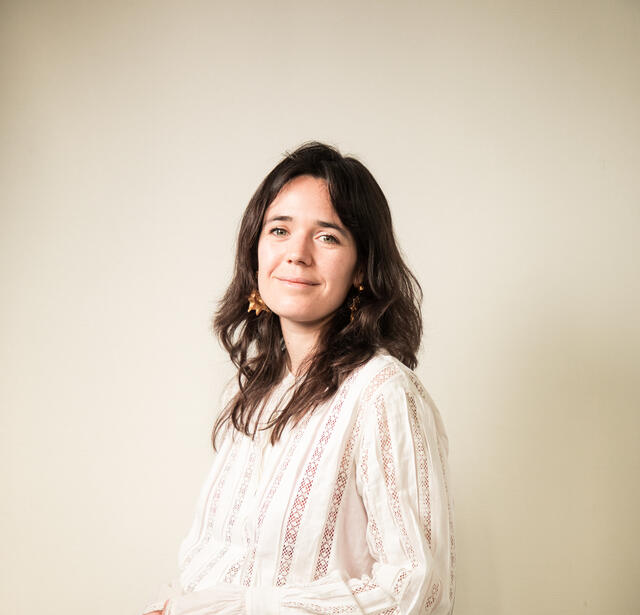 Constance Beccaria, dirige la collection Proche aux éditions de l'Iconoclaste