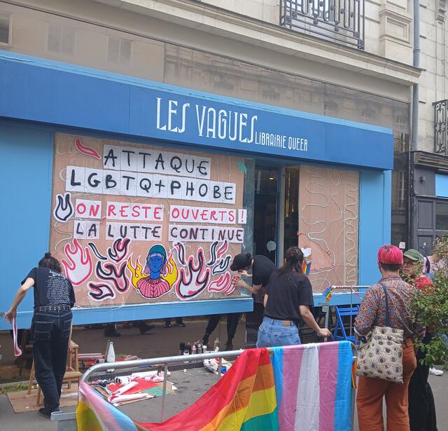 Violences contre les librairies les couts des coups0.jpg