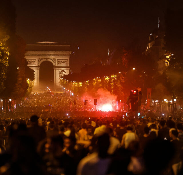 La victoire du PSG en Ligue des Champions célébrée sur les Champs-Élysées le 30 mai 2026