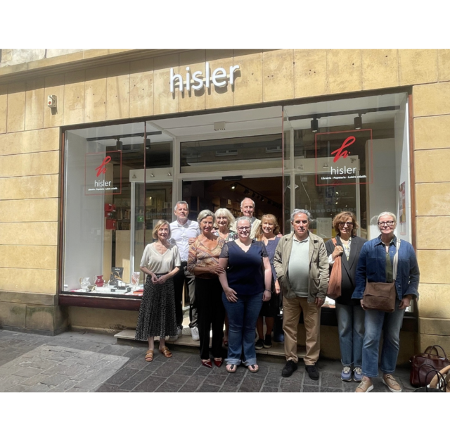 Cette année, les membres de l'association Autour du livre se sont retrouvés en mai à la librairie Hisler à Metz, pour la réouverture de l'enseigne après un incendie