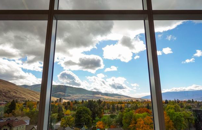 Une vue depuis la Missoula Public Library, meilleure bibliothèque du monde 2022 selon l'Ifla. (Capture d'écran Instagram)