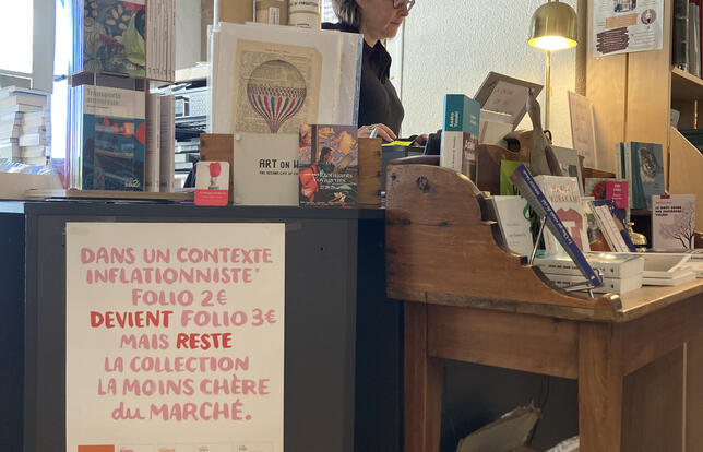 En librairie, le casse-tête des étiquettes1.jpg