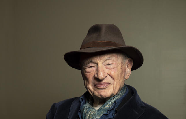 Edgar Morin : "Je me suis fait une culture qui relie la science à l'humanisme" 0.jpg
