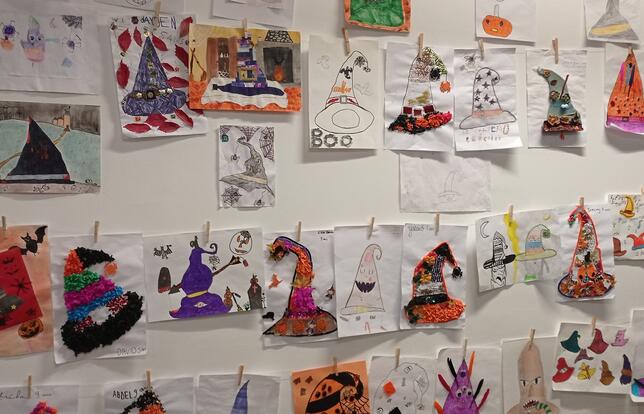 Les oeuvres du concours de dessin Halloween à la médiathèque de Sarreguemines