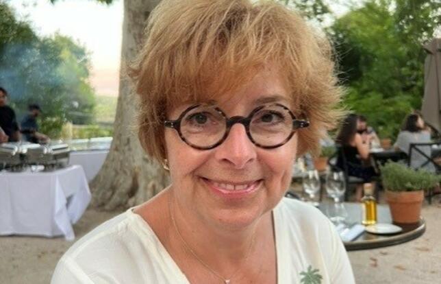 Valérie Borgese, chargée de la presse aux éditions Séguier