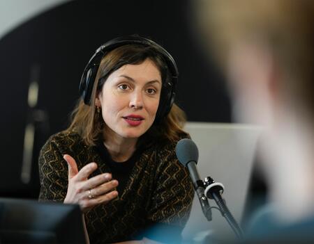 Marie Richeux anime le Book Club de France Culture depuis 2023.