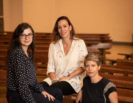 Anne Lecomte, responsable éditoriale, Valérie Robin Azevedo, directrice d'UPC éditions, et Aurélia Michel, codirectrice de la collection "Démêlés"