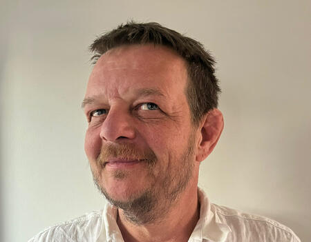 Julien Viteau Chiens Verdier0.jpg