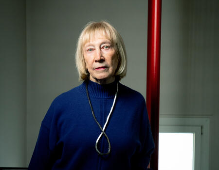 Chantal Thomas Femmes sur fond azur Seuil0.jpg