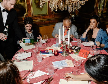 Les membres du jury, réunis le 17 février dans le salon Victor-Hugo du restaurant Lapérouse