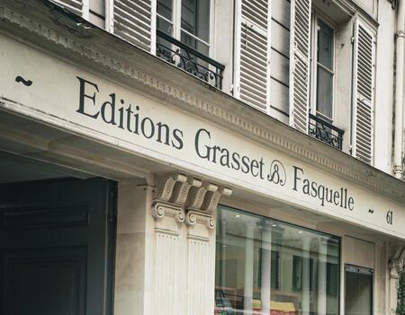 Les éditions Grasset, rue des Saints-Pères, à Paris