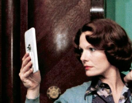 D'après Delphine Seyrig.jpg