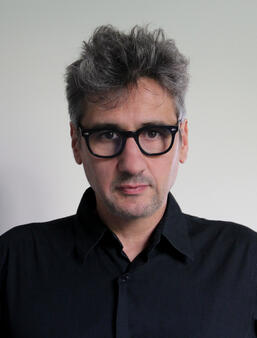 Jérôme Rebotier, "Dans la cour" (Héliopoles)0.jpeg