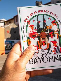 Le basque et la plume
