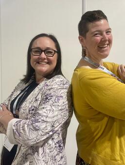Amanda Jones et Sam Helmick, représentantes de l’ALA