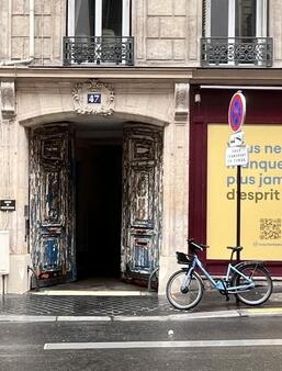 Façade librairie L'esprit et la plume
