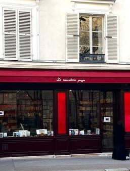 Le neuvieme pays Paris Mention speciale Valorisation du fonds langue etrangere du Grand Prix des librairies Lives Hebdo 20250.jpeg