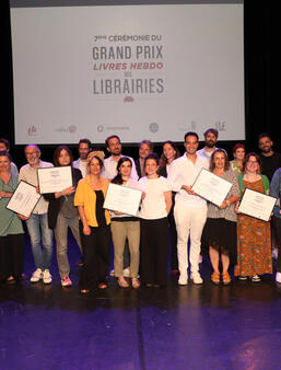Les lauréats du Grand Prix Livres Hebdo des Librairies, le 3 juillet 2025 au Théâtre Debussy de Maisons-Alfort