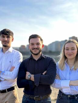 De gauche à droite : Emilien Kosc-Fecko, Thomas Gutkin et Clothilde de Chérancé les co-fondateurs