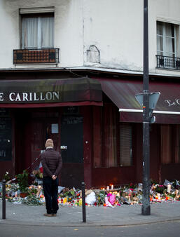 Bibliographie  des livres pour se souvenir du 13 novembre 20150.jpg