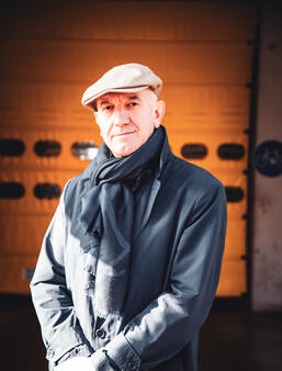 Philippe Claudel   Aller travailler en prison ma permis de comprendre lespece humaine 2.jpg