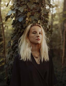 En cinq mots  Cecile Coulon0.jpg