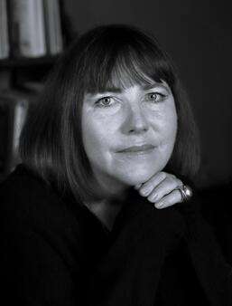 Julia R Kelly Lenfant des vagues JC Lattes0.jpg