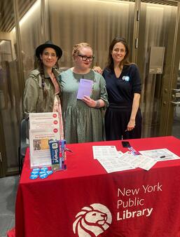 Claire Berest (à gauche) & Anne Berest (à droite) au NYPL en avril 2025