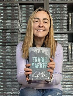 Sarah Berziou, fondatrice de Black Ink Editions